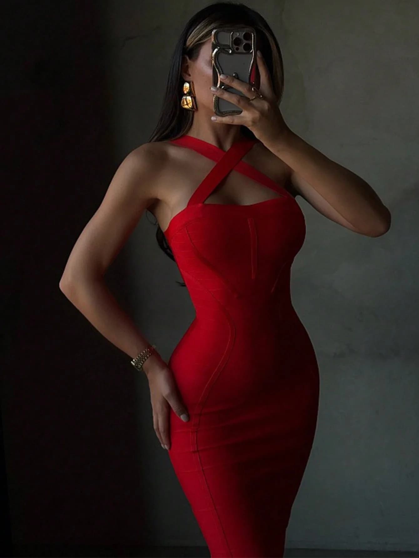 Sexy licou rouge côtelé Midi robe moulante pour les femmes robe de pansement élégante soirée Cocktai