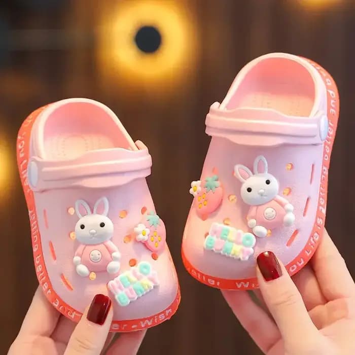 Chaussons pour enfants 2026 – Adorables pantoufles de dessin animé pour filles et garçons avec semelles souples