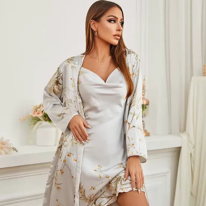 Robe kimono en satin imbibé avec bretelles pour femme