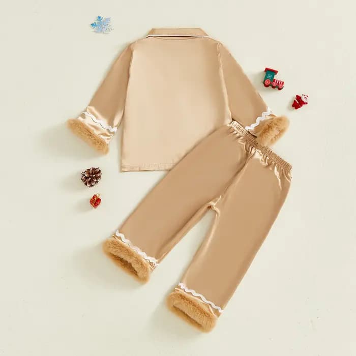 Pyjama en pain d'épice pour enfants en bas âge