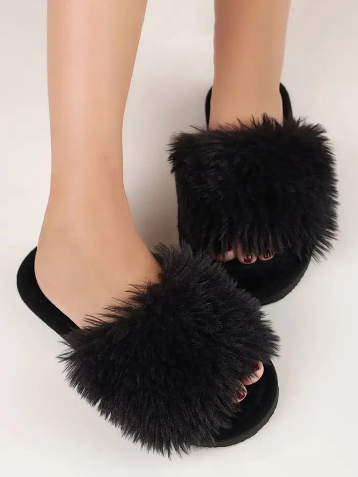 Pantoufles en fausse fourrure en peluche pour femmes