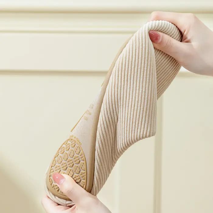 Chaussons d'intérieur simples et unis pour femmes