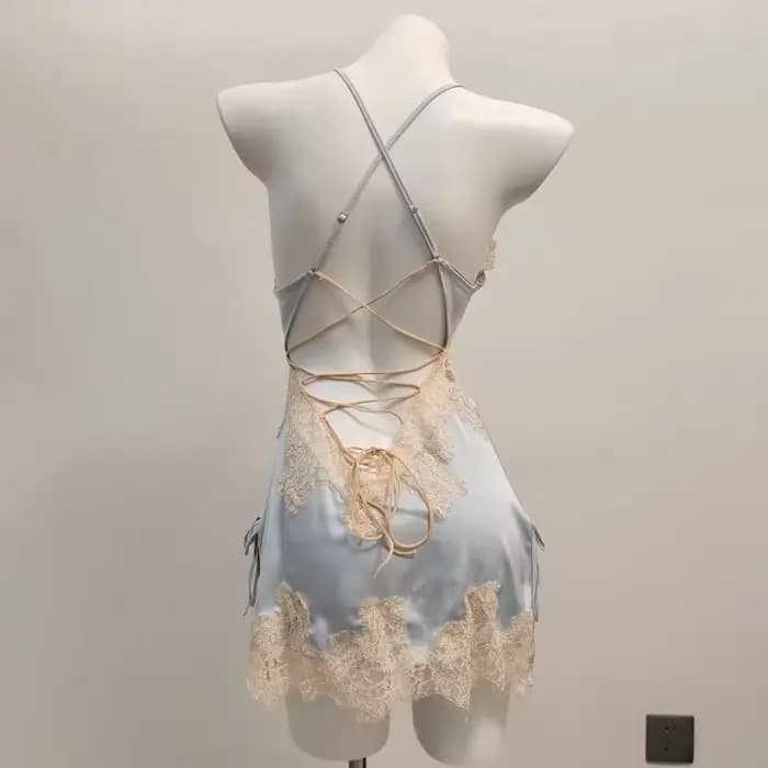 Pyjamas sexy pour femmes vêtements de nuit dentelle de soie glacée beau dos jarretelle pyjama robe