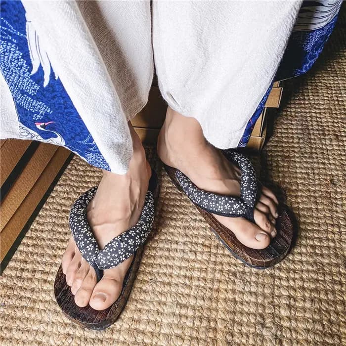 Pantoufles japonaises à chevrons pour hommes