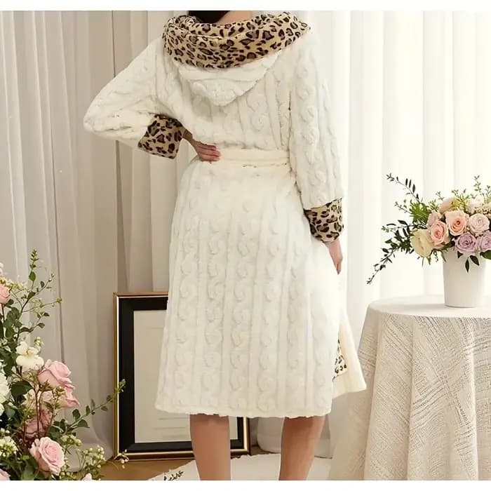 Chemise de nuit épissée à imprimé léopard