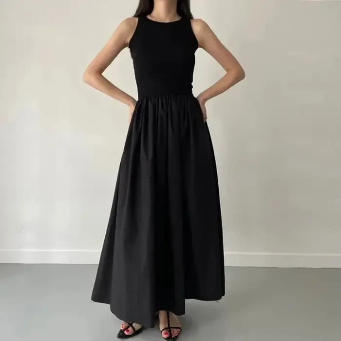 Robe Longue Noire Élégante et Simple pour Femme