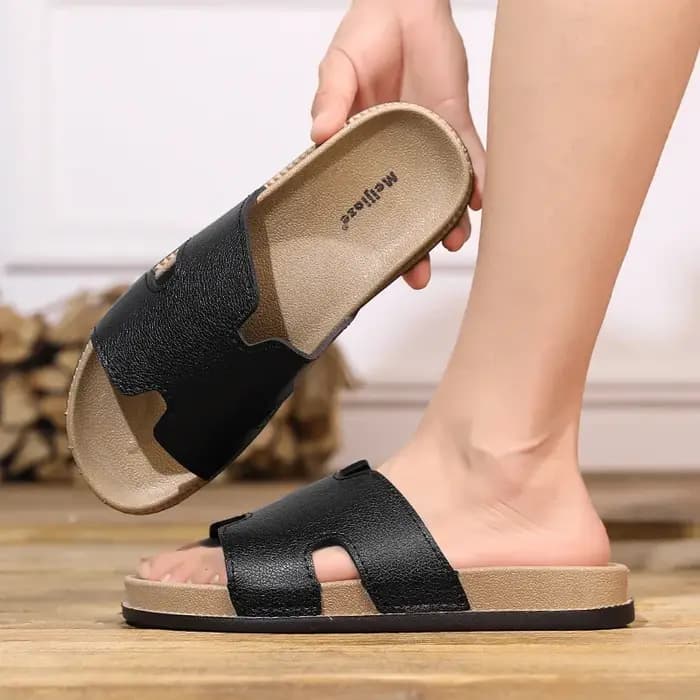 Chaussons noirs tendance pour homme, confortables et souples, à plateforme, de créateur, décontractés, pour l'extérieur et la plage, claquettes pour homme