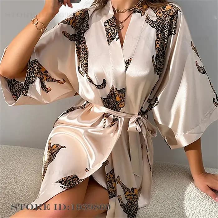 Peignoir kimono en satin à imprimé léopard pour femmes