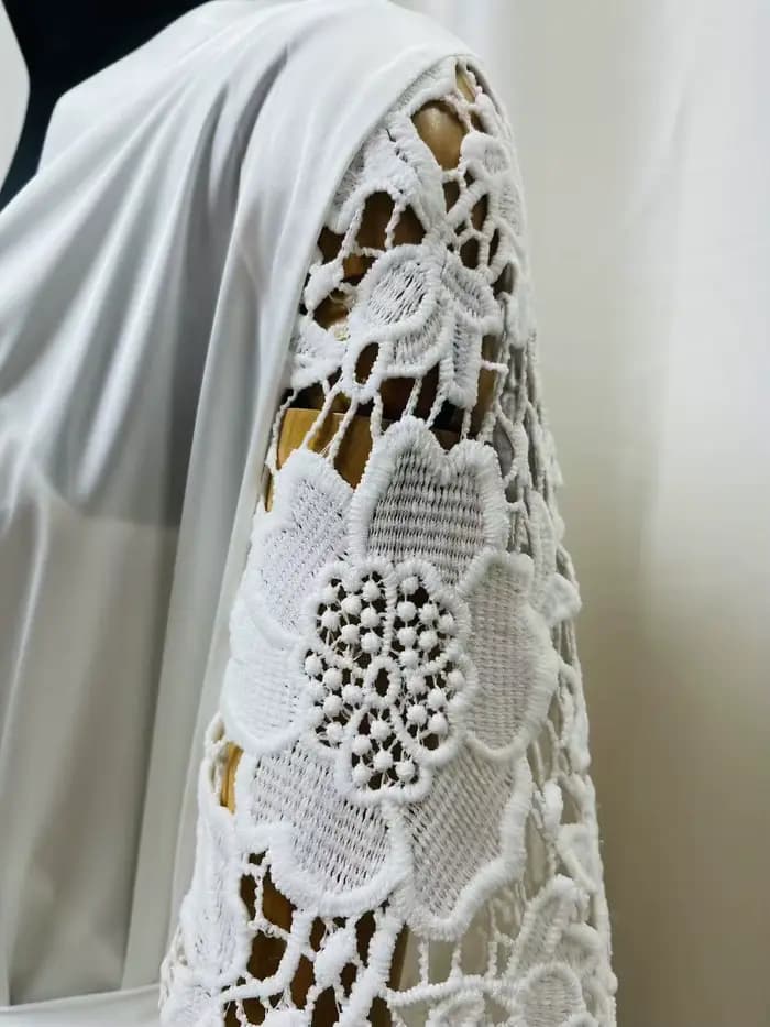 Robe de mariée longue en soie luxueuse