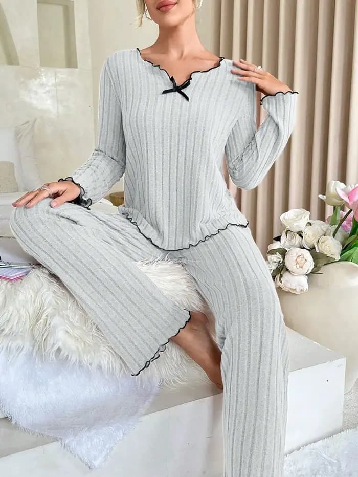 Flanelle vêtements de nuit chauds femmes pyjama décontracté ensemble à manches longues T-shirt haut