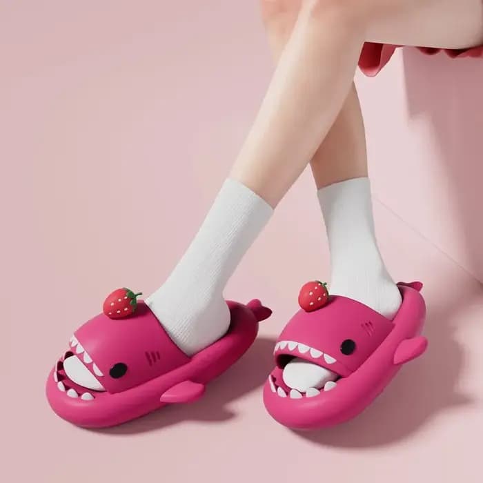 Pantoufles de requin mignonnes pour femmes et hommes