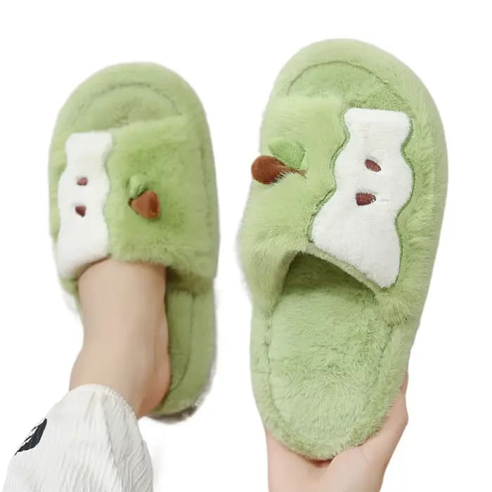 Nouveau mignon pomme femmes pantoufles hiver dessin animé en peluche chaud épais chaussures de sol fond souple maison chaussures antidérapantes homme famille tongs