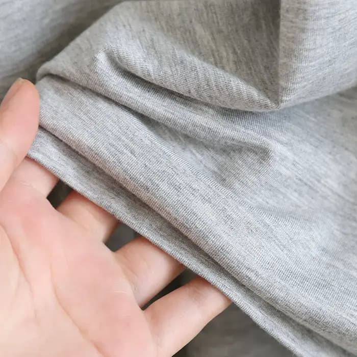 Chemise de nuit mi-longue à col en V pour hommes