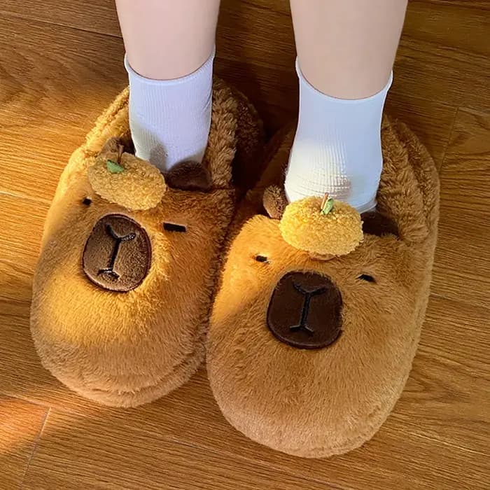 Capybara pantoufles en peluche dessin animé Capibara chaussures en coton animaux mignons pantoufle femmes hommes cadeaux d'anniversaire