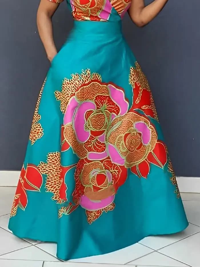 Robe florale à manches courtes et col en V, conçue spécifiquement pour les femmes, parfaite pour les vêtements de printemps et d'été
