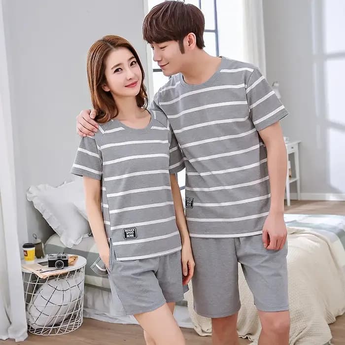 Vêtements de nuit mignons de dessin animé girafe pour hommes et femmes