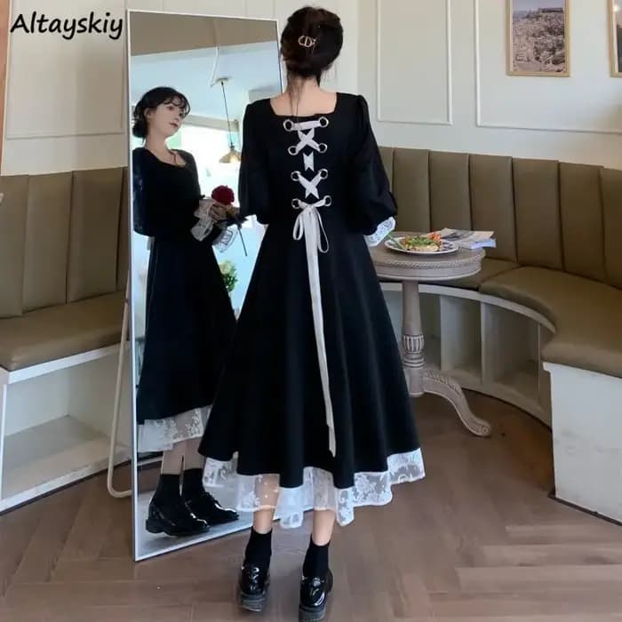 Robe à manches longues pour femmes élégantes Ins Black All-match Fashion Spring M-4XL Square Collar