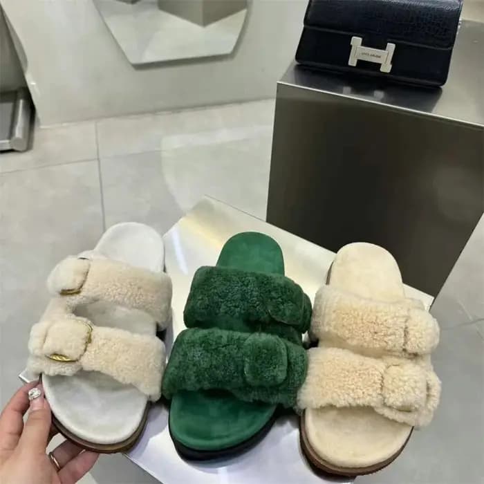 Sandales en fourrure de laine pour femmes
