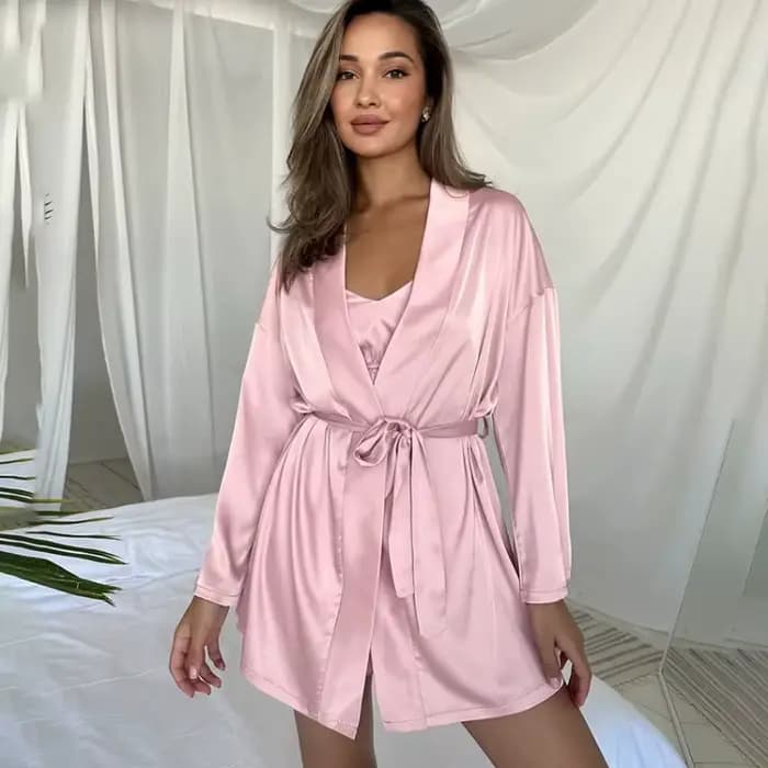 Nouvel ensemble pyjama 3 pièces en satin 2026 pour femme : robe sexy à manches longues + caraco + sh