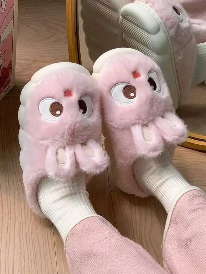 Nouvelles pantoufles lapin mignonnes de style dessin animé 2026 pour femmes