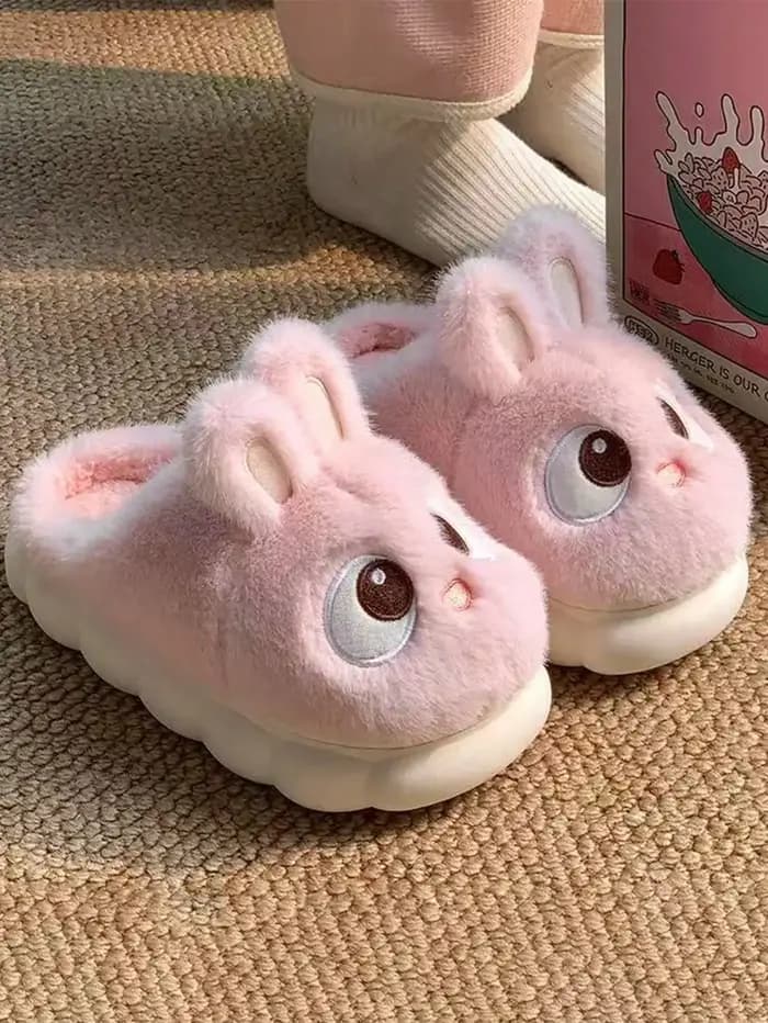 Nouvelles pantoufles lapin mignonnes de style dessin animé 2026 pour femmes