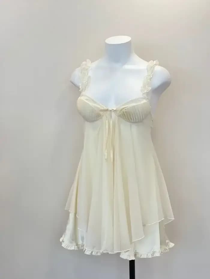 Pyjama Sexy en dentelle à volants pour femmes