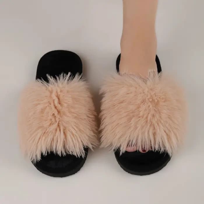 Pantoufles en fausse fourrure en peluche pour femmes