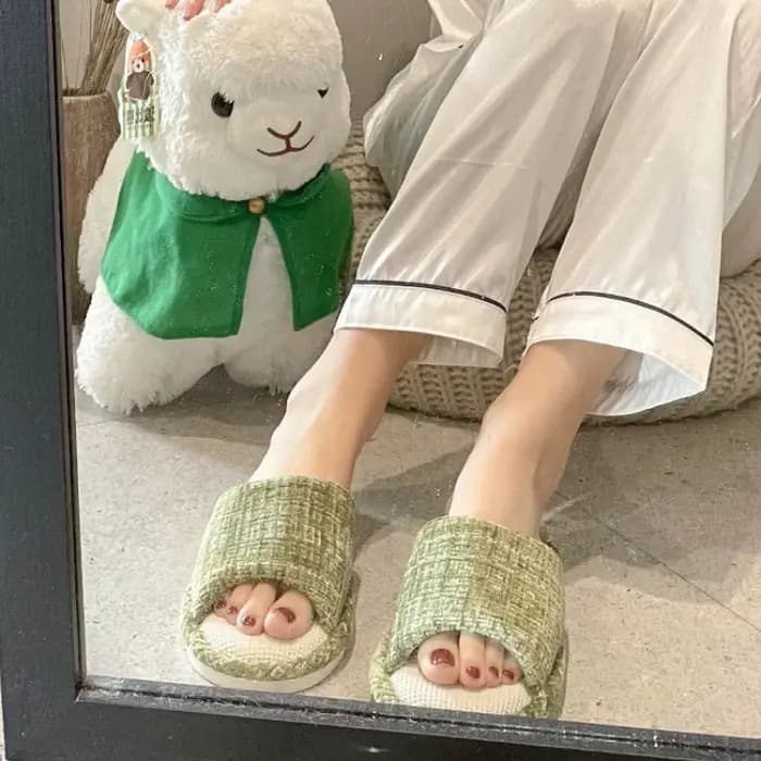 Chaussons d'intérieur légers en lin pour invités
