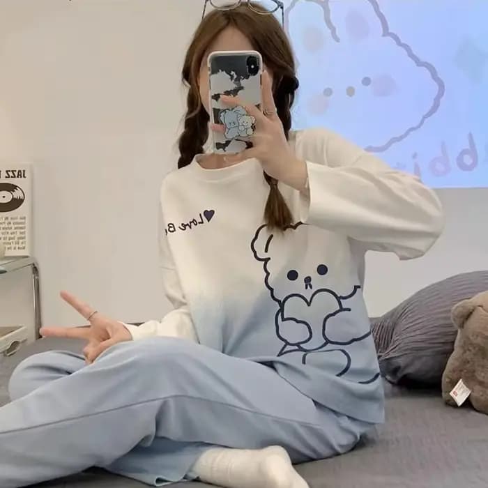 Femmes grande taille pyjamas à manches longues en soie dessin animé étudiants Homewear deux ensembles col rond hauts et