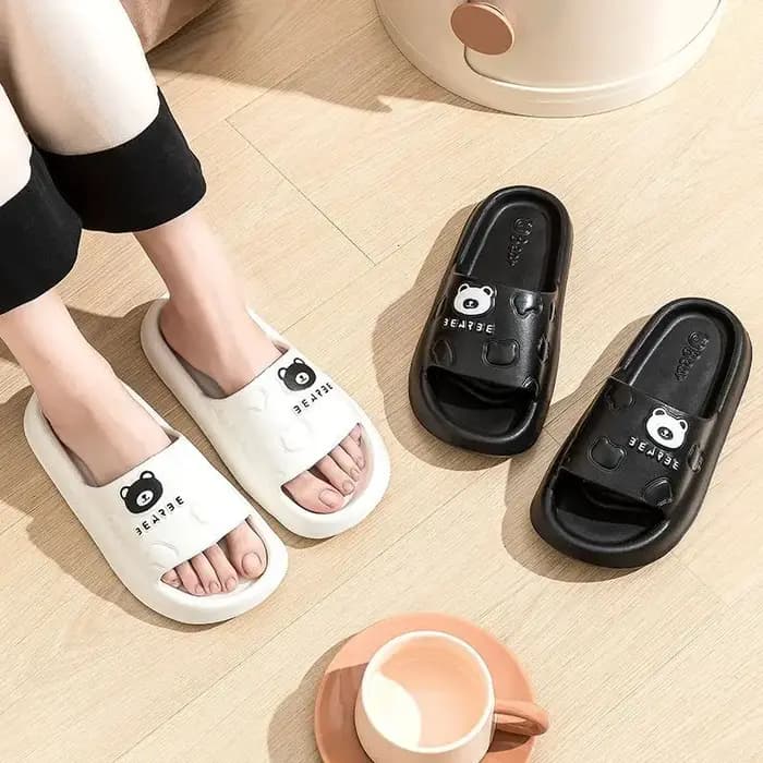 Chaussons pour femmes pour l'été en plein air intérieur à semelles épaisses salle de bain anti-dérapant Cool pantoufles
