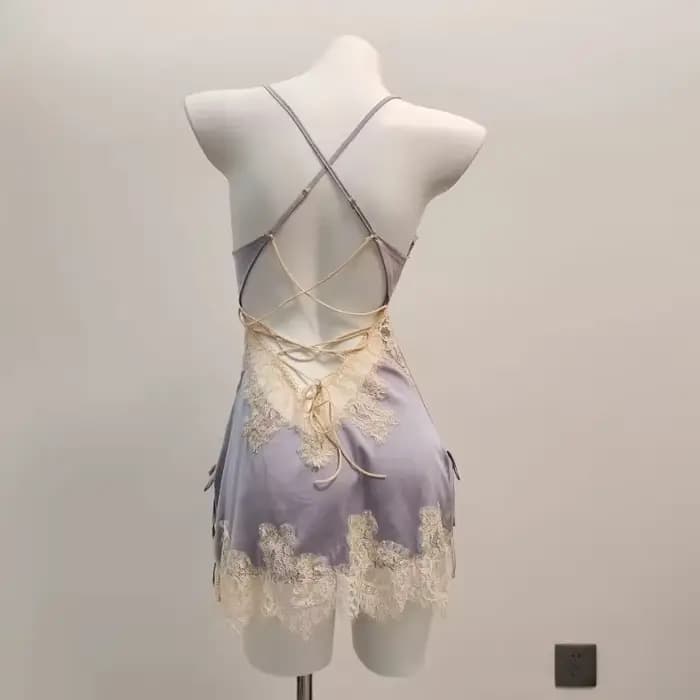 Pyjamas sexy pour femmes vêtements de nuit dentelle de soie glacée beau dos jarretelle pyjama robe