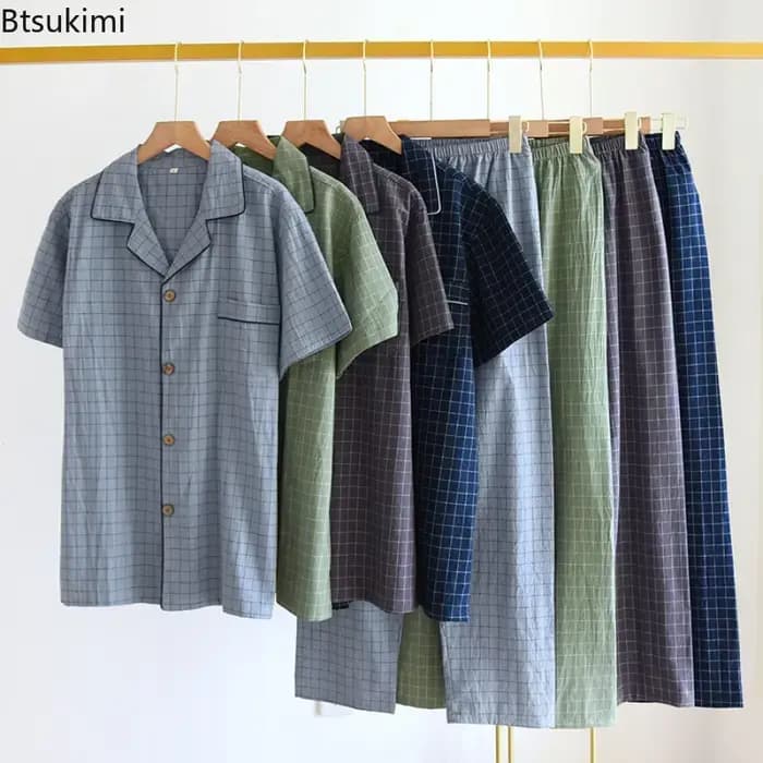 Pyjama Homme Printemps-Été 2026 – Ensemble Haut Manches Courtes et Pantalon en Coton Lavé à Carreaux Simples – Tenue d'Intérieur