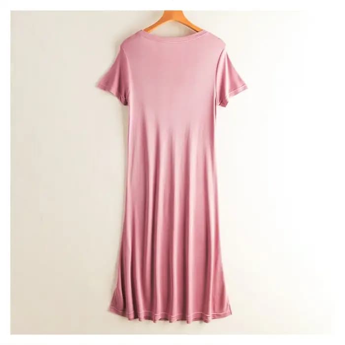 Robe en soie tricotée couleur unie