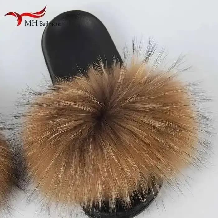 Pantoufles en vraie fourrure de raton laveur pour femmes
