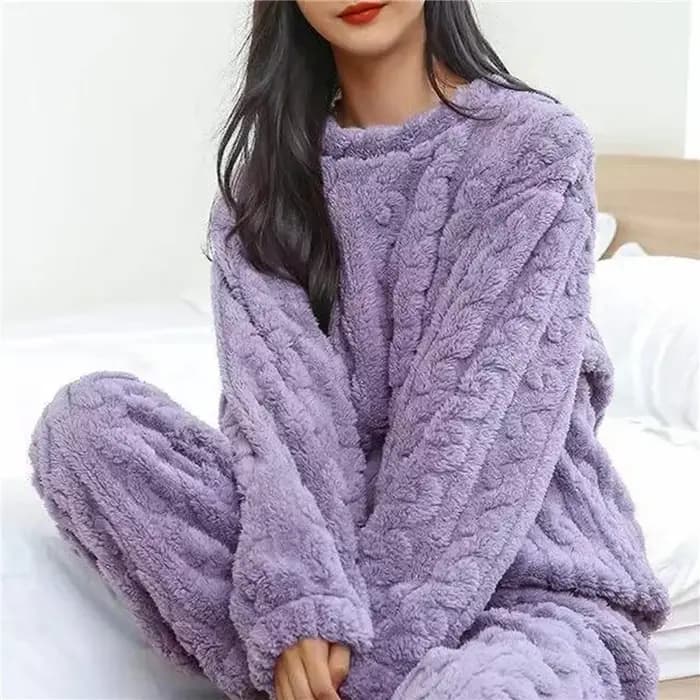 Ensemble pyjama chaud en velours corail pour femme