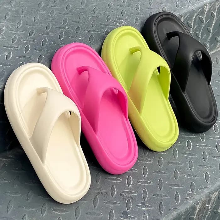 Tongs élégantes pour femmes avec sensation de marche sur un nuage