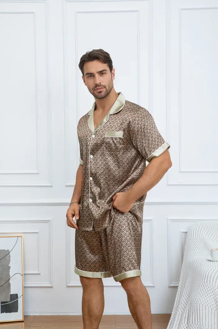 Ensemble de pyjama en satin à imprimé vintage pour homme