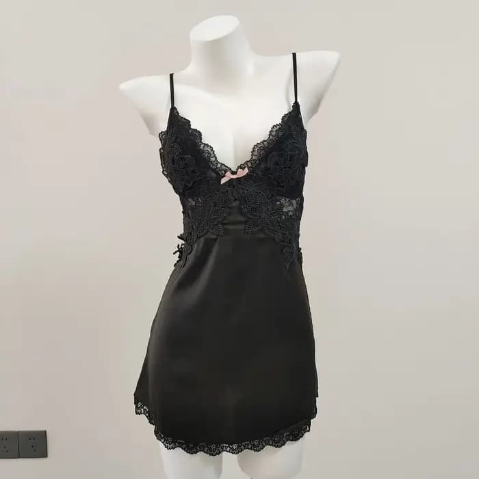 Chemise de nuit une pièce en V profond pour femmes, robe moulante, pyjama Vintage avec coussinets de