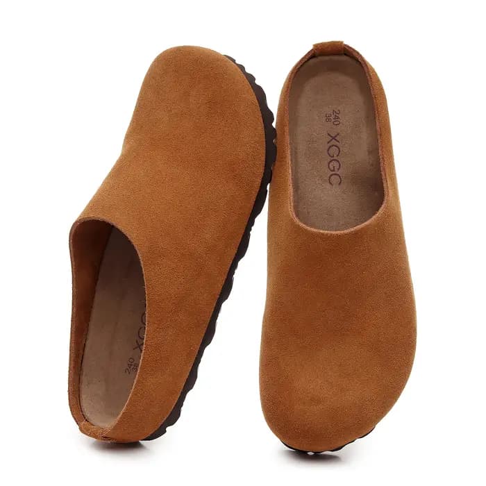 Sabots en cuir coordonnants avec pied en liège