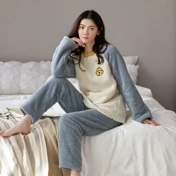 Épaissi chaud flanelle femmes vêtements de nuit corail velours pyjamas hiver mignon dessin animé ours rembourré dames