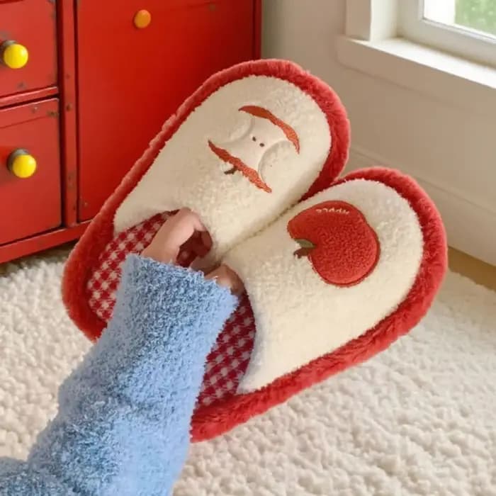 Doux grille rayure mignon en peluche pantoufles antidérapant