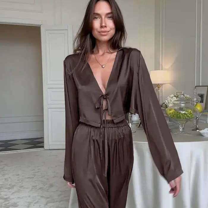 Ensemble pyjama pantalon à manches longues couleur marron