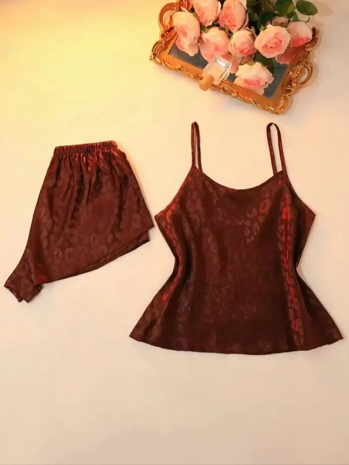 Ensemble pyjama élégant à imprimé léopard marron pour femmes