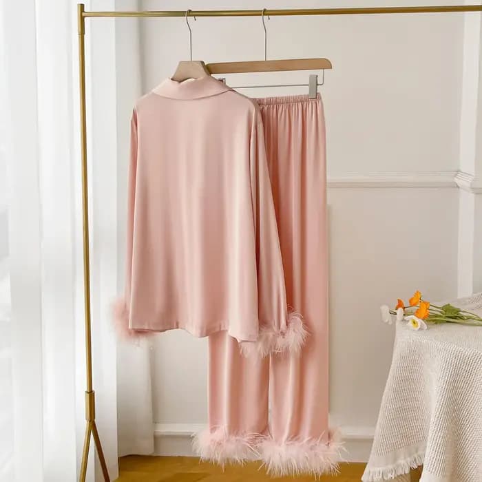 Printemps automne femme pyjamas pantalon ensemble de luxe plume rose mariée vêtements de nuit de mariage cadeau Sexy ample Satin vêtements de maison vêtements de détente