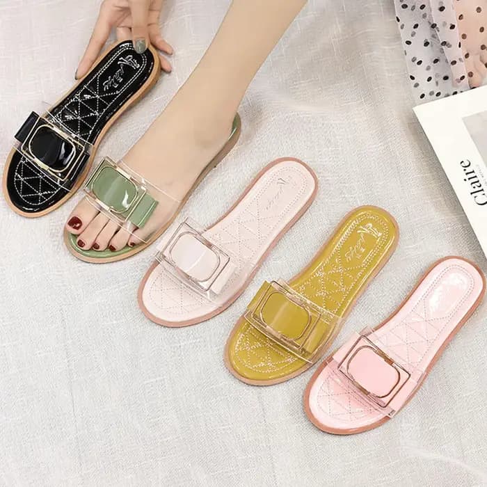 Pantoufles de luxe femme mode strass concepteur pantoufle plat femmes sandales nouveautés 2025 confortable élégant été nouveau chaud