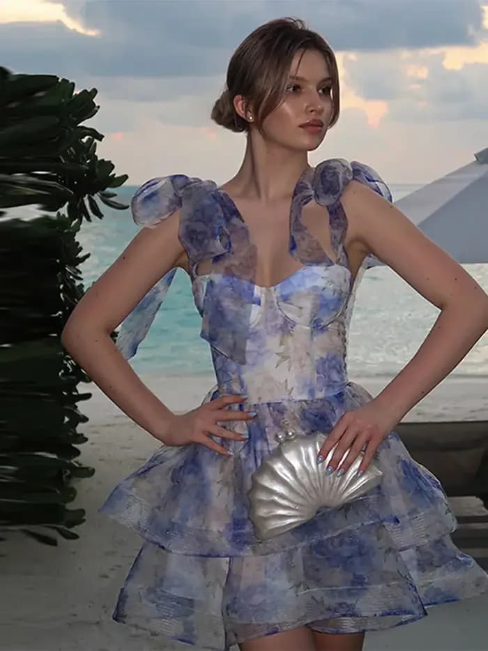 Robe bouffante à bretelles imprimées
