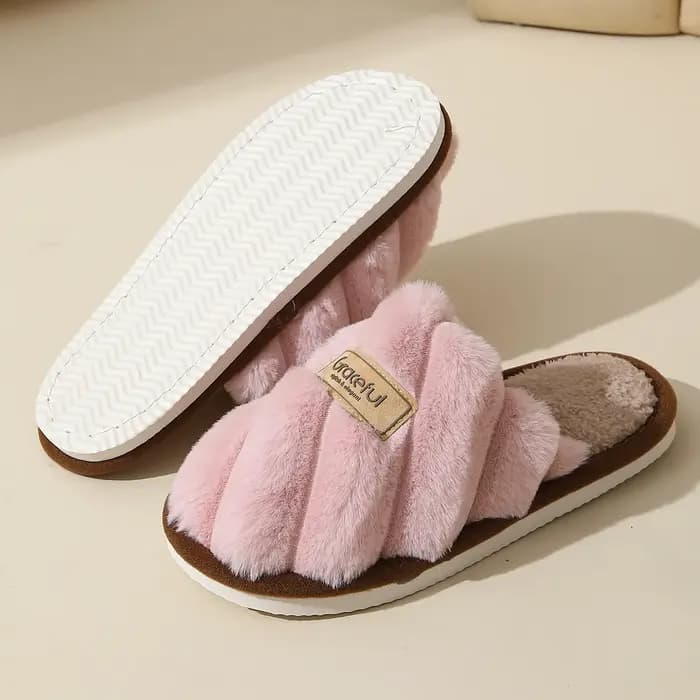 Pantoufles chaudes d'hiver en peluche pour femmes, chaussures souples antidérapantes, confortables, talon plat, pantoufles d'intérieur pour chambre à coucher, chaussures de maison pour Couple