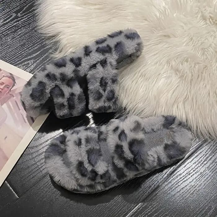 Pantoufles décontractées en peluche à semelle épaisse, imprimé léopard, pantoufles en fourrure chaude et moelleuse en PVC, antidérapantes, pour l'intérieur et l'extérieur, pantoufles léopard Y2k pour