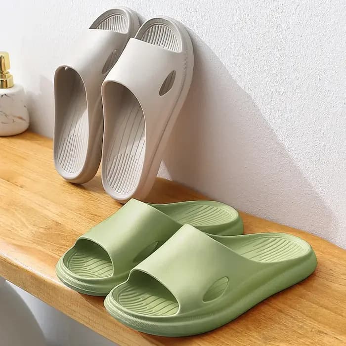 Pantoufles d'été silencieuses pour femmes et hommes – Sandales de salle de bain respirantes