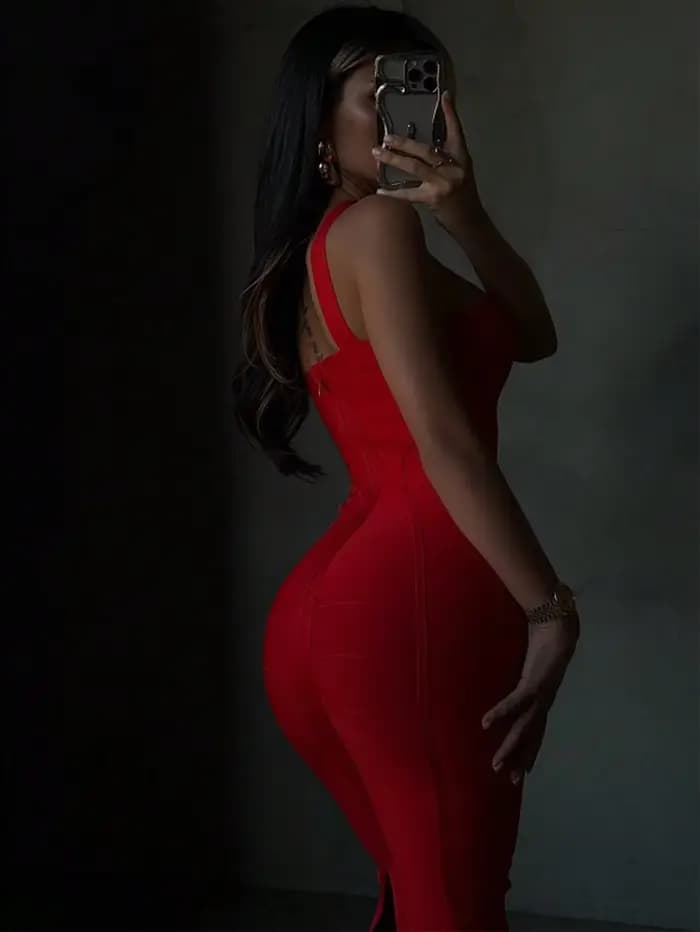Sexy licou rouge côtelé Midi robe moulante pour les femmes robe de pansement élégante soirée Cocktai